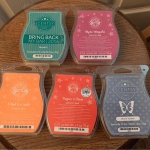 Scentsy Lot of Five Bars!